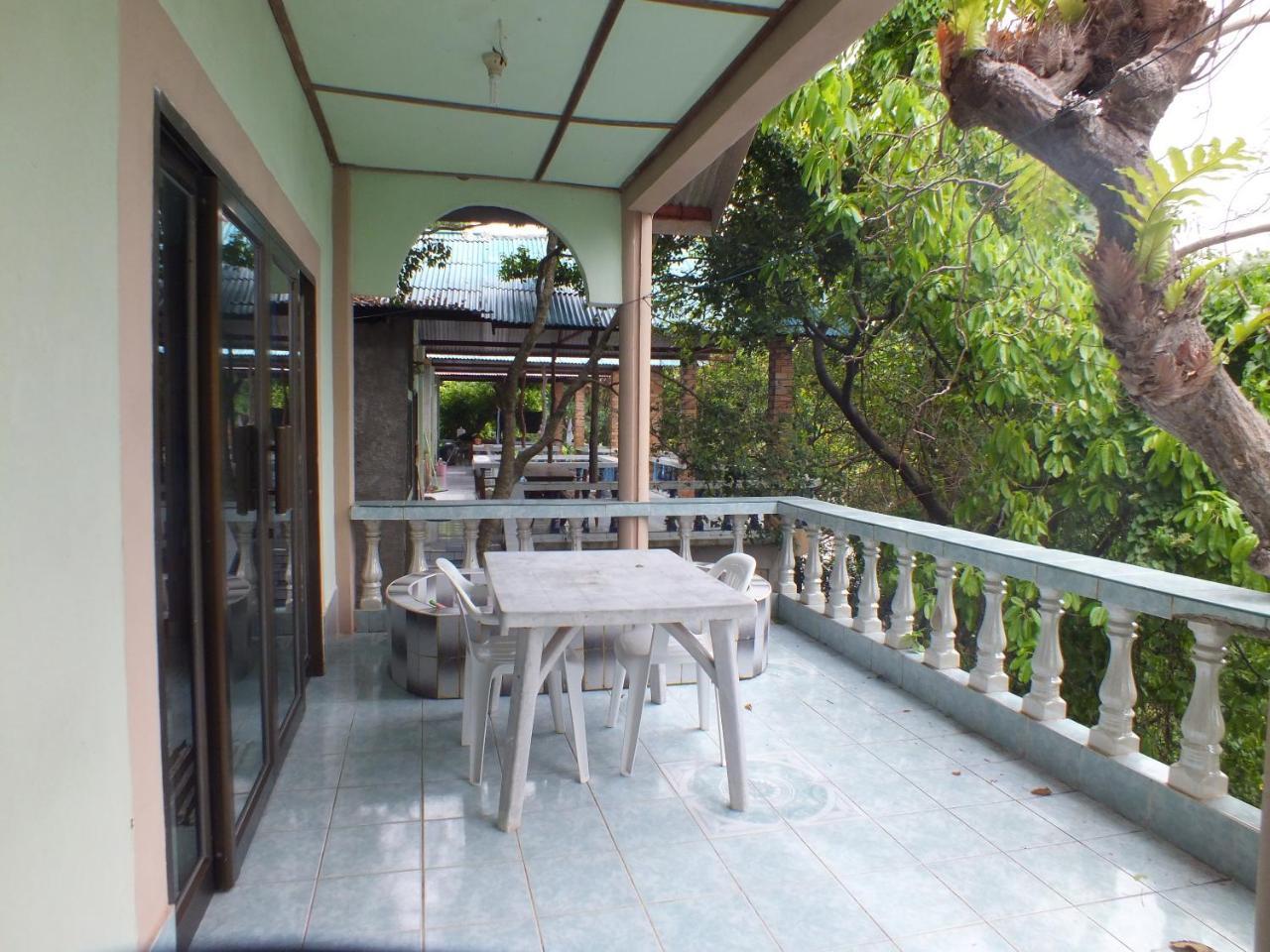 Queen Resort Ko Tao Buitenkant foto