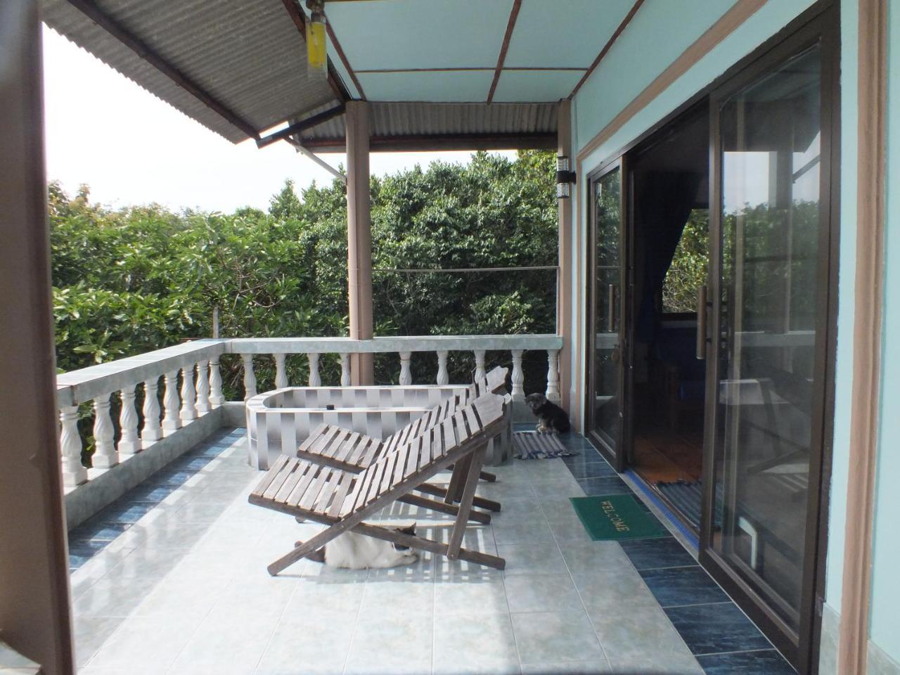 Queen Resort Ko Tao Buitenkant foto