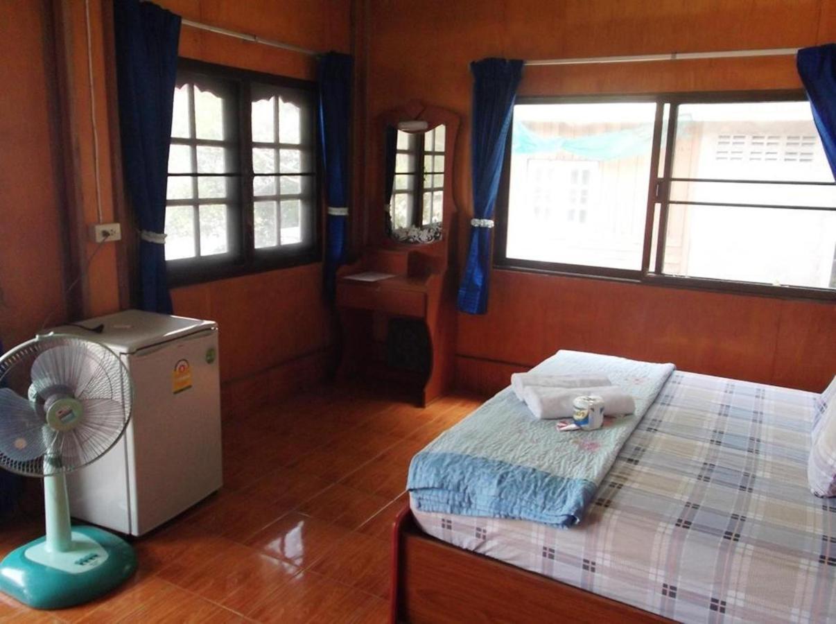 Queen Resort Ko Tao Buitenkant foto